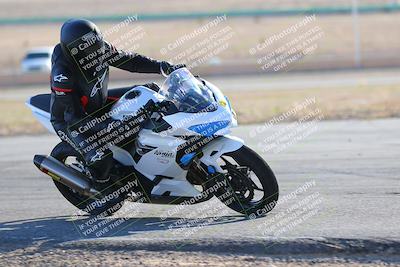 media/Feb-05-2023-Classic Track Day (Sun) [[c35aca4a42]]/Group 2/session 4 turn 4/